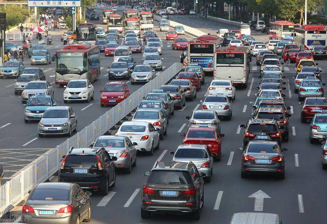 天津汽車限行最新動態(tài)，細節(jié)解讀及其影響分析